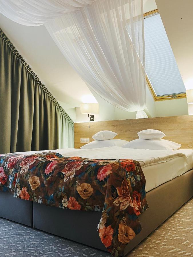 Gosciniec Folwark Nadawki Bed & Breakfast Sienkiewicze Екстериор снимка